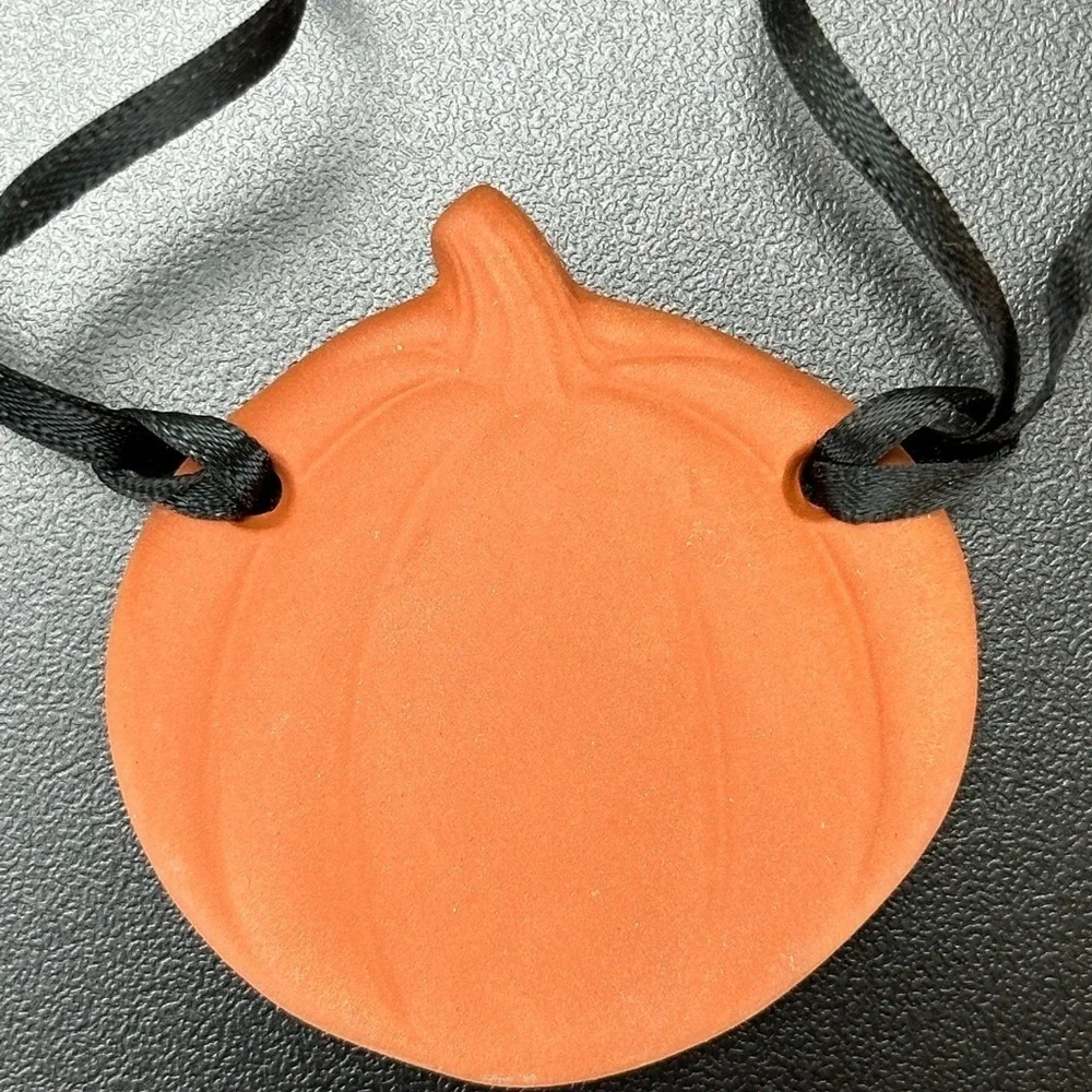 Vtg Longaberger Basket‎ Ceramic Tie Ons Lot of 3 Pumpkin Horizon of Hope Floral